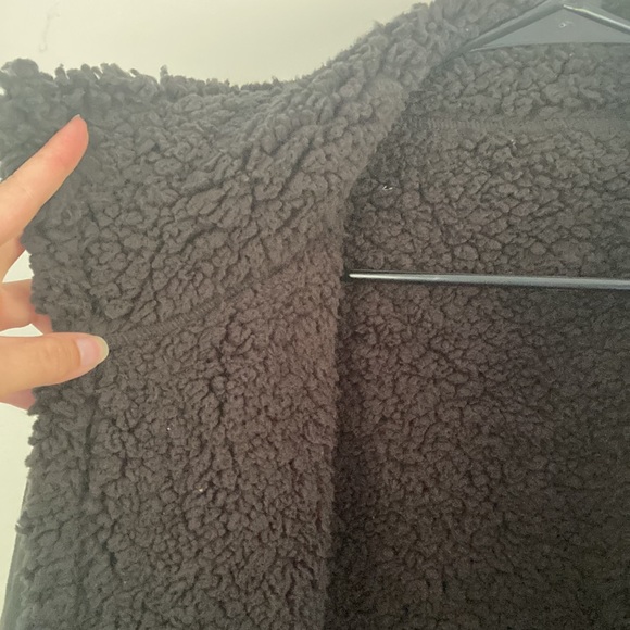 Black Faux Sherpa Jacket/Coat - Picture 3 of 9